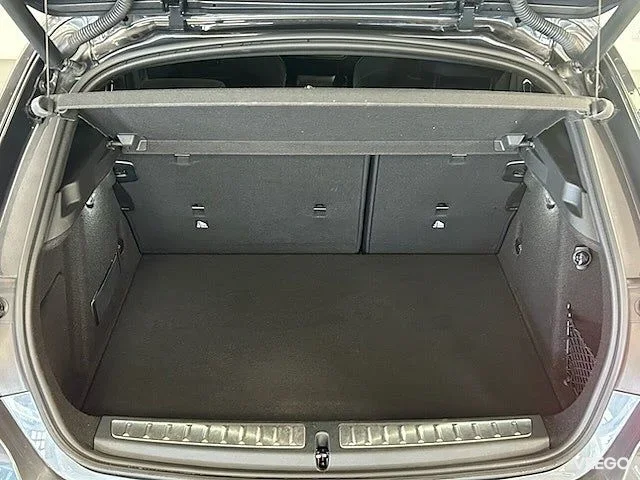 BMW M135 xDrive M-Sport Panorama Keyless Elstolar med minne H/K