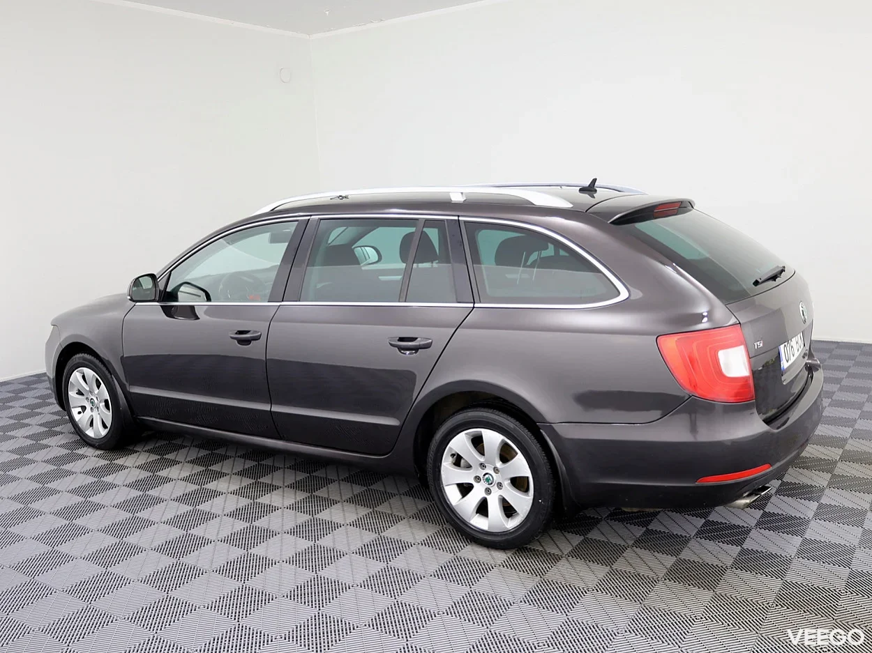 Skoda Superb 1.8 118kW