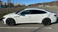 Volkswagen Arteon R 2.0 235kW thumbnail