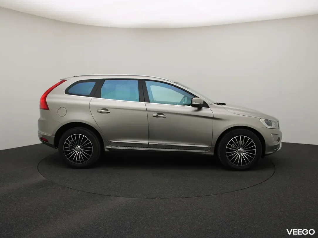 Volvo XC60 2.4 158kW