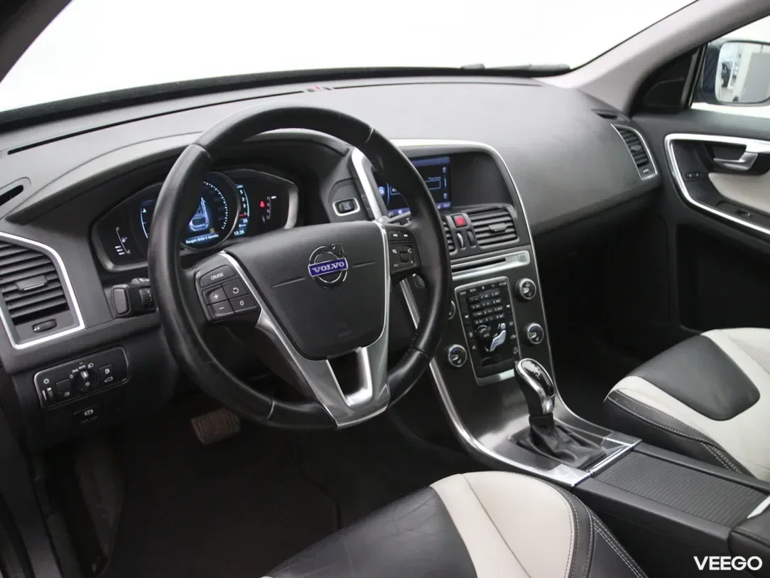 Volvo XC60 2.4 158kW