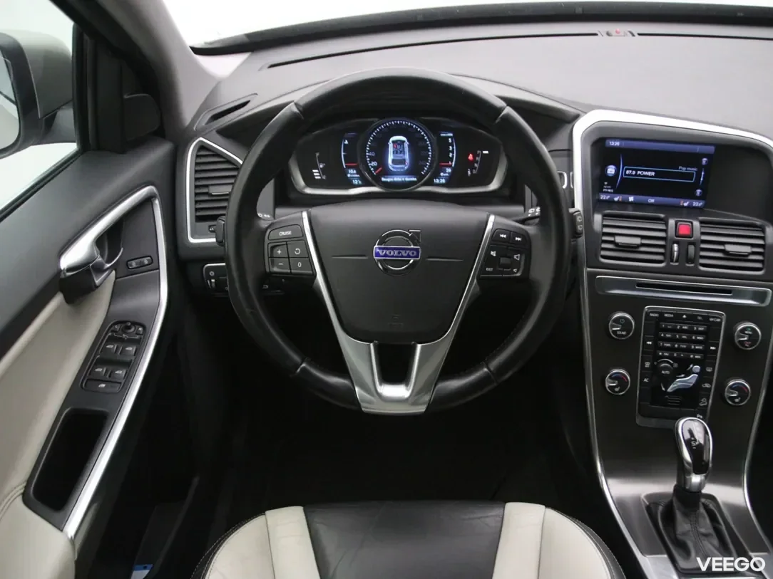 Volvo XC60 2.4 158kW