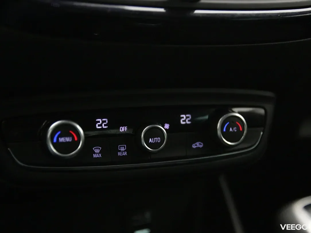 Opel Crossland X 1.2 81kW