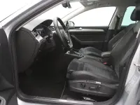 Volkswagen Passat 2 176kW thumbnail