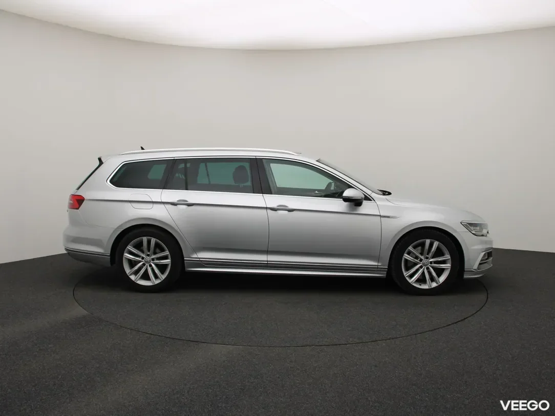Volkswagen Passat 2 176kW