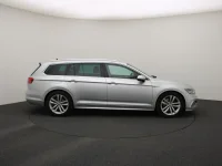 Volkswagen Passat 2 176kW thumbnail