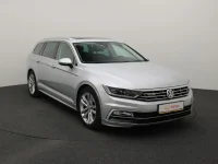 Volkswagen Passat 2 176kW thumbnail