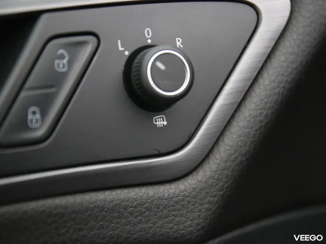 Volkswagen Golf 1.6 85kW