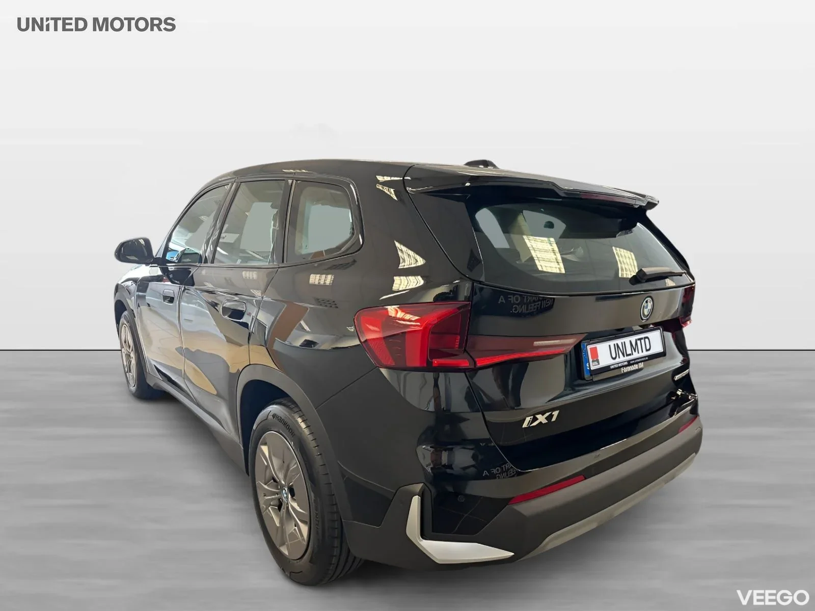 BMW iX1 eDrive20 Active Drag Rattvärme Backkamera