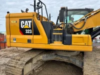 Caterpillar 323 122kW