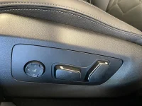 BMW 530 xDrive Sedan thumbnail