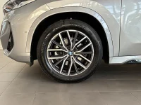 BMW X1 sDrive18i M Sport Drag Rattvärme Sportstolar ParkAssist
