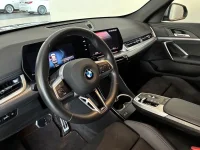 BMW X1 sDrive18i M Sport Drag Rattvärme Sportstolar ParkAssist