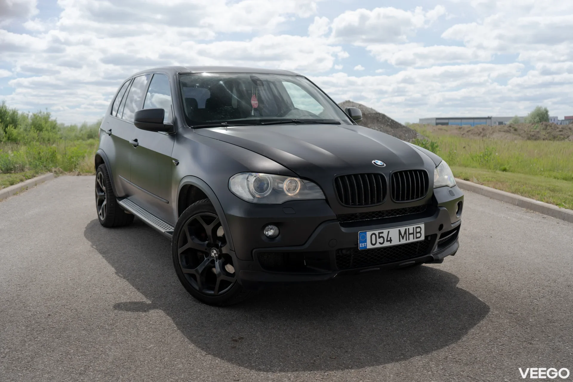 BMW X series E70 3.0 173kW