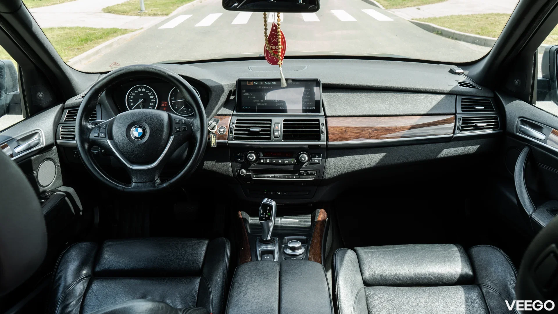 BMW X series E70 3.0 173kW