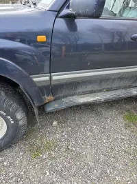 Toyota Land Cruiser 100 4.2 150kW thumbnail