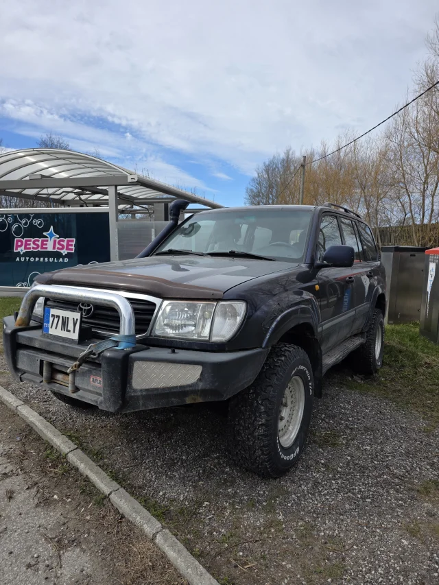 Image of Toyota Land Cruiser 100 4.2 150kW