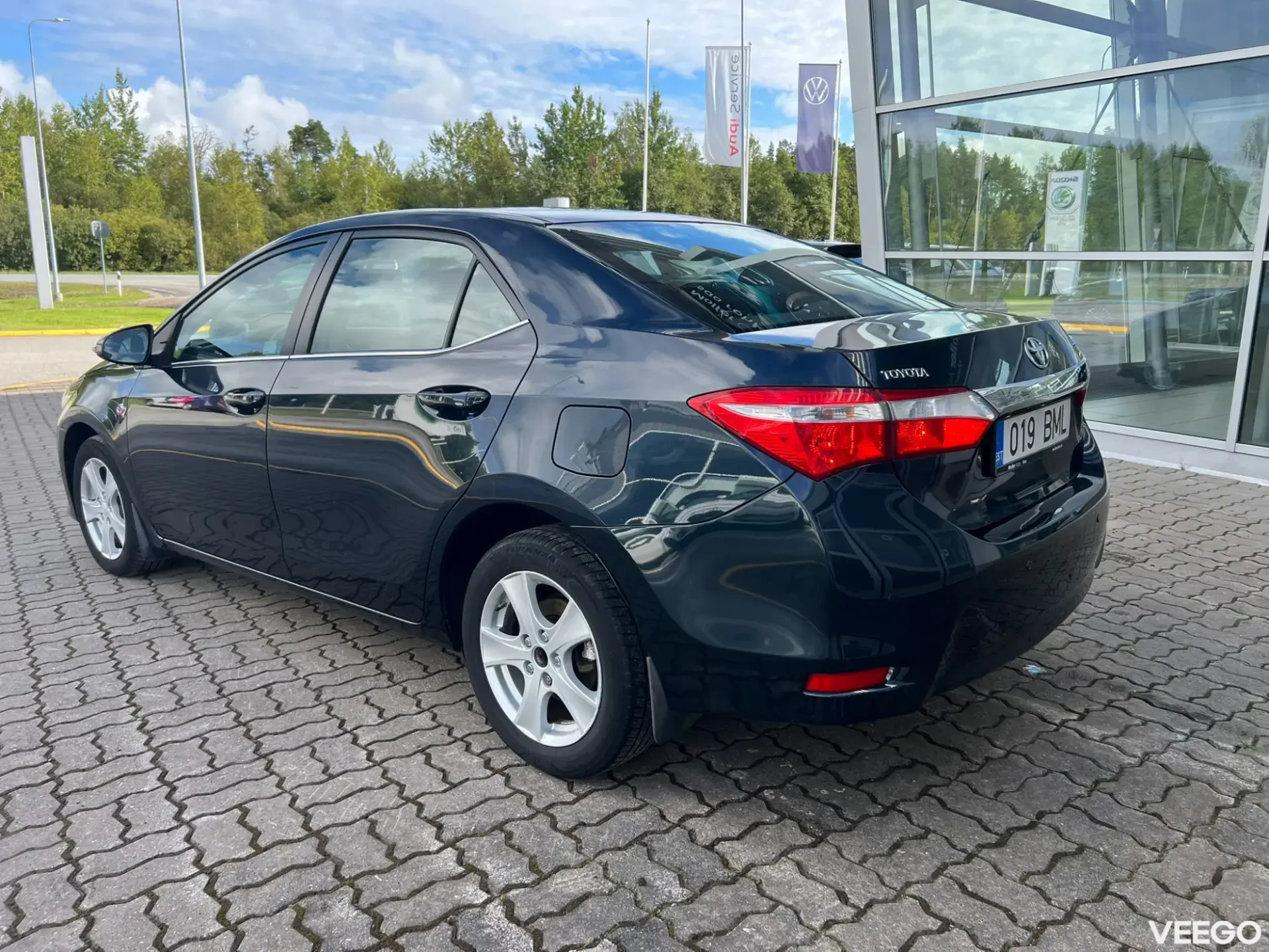 Vehicle Image