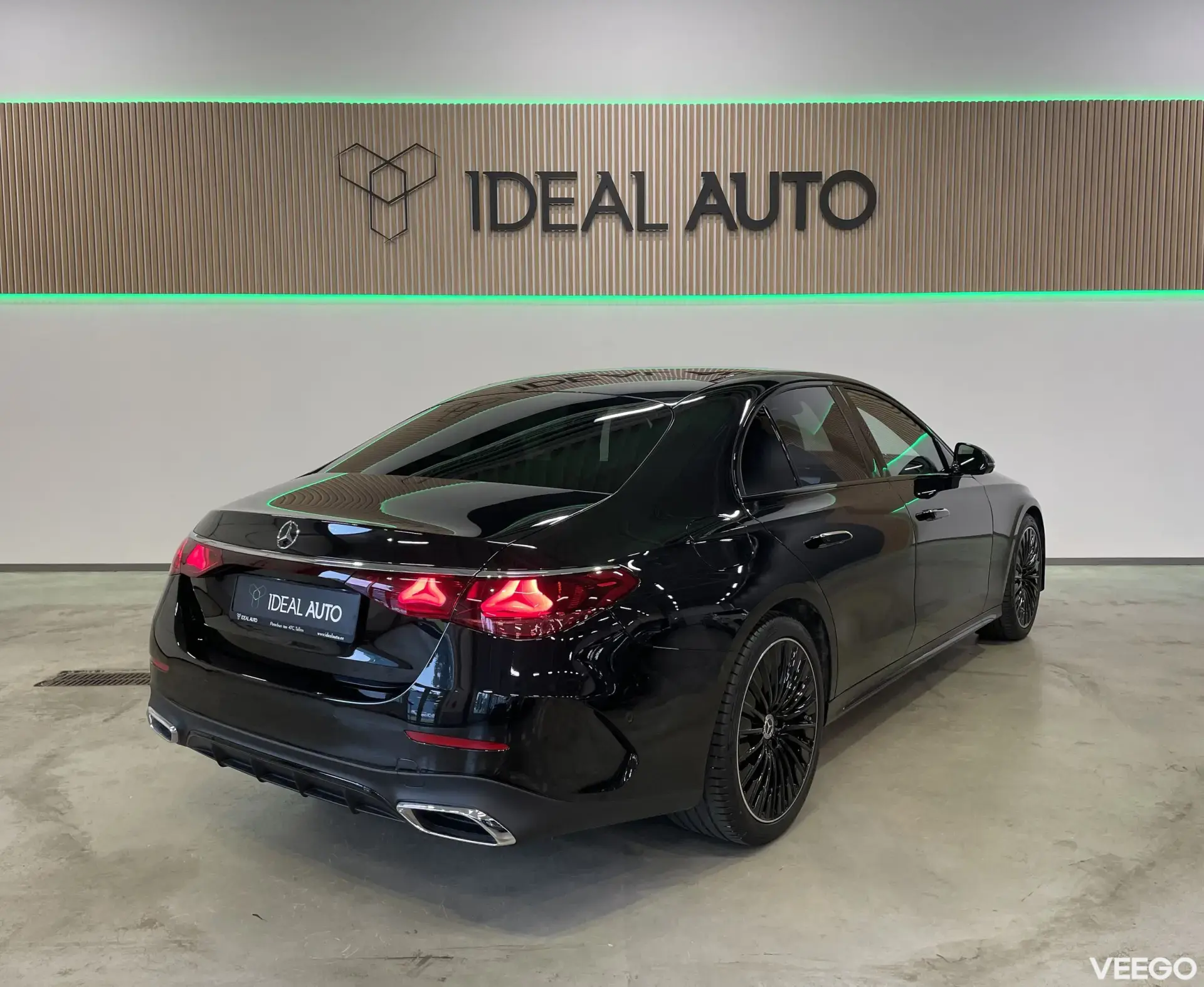 Mercedes-Benz E220 4Matic AMG Night 145kW