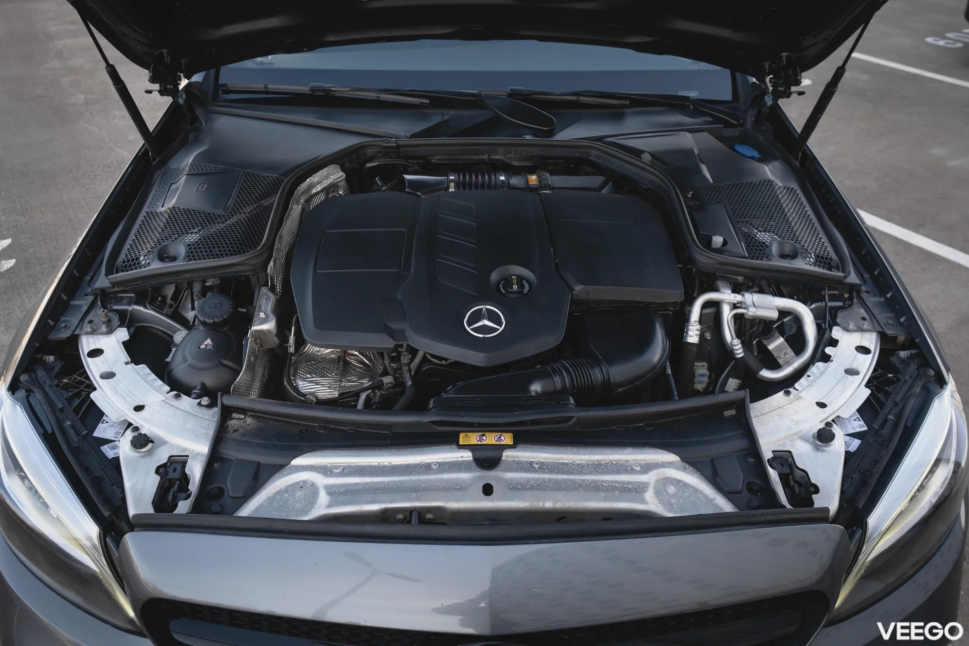 Mercedes-Benz C220 2.0 143kW