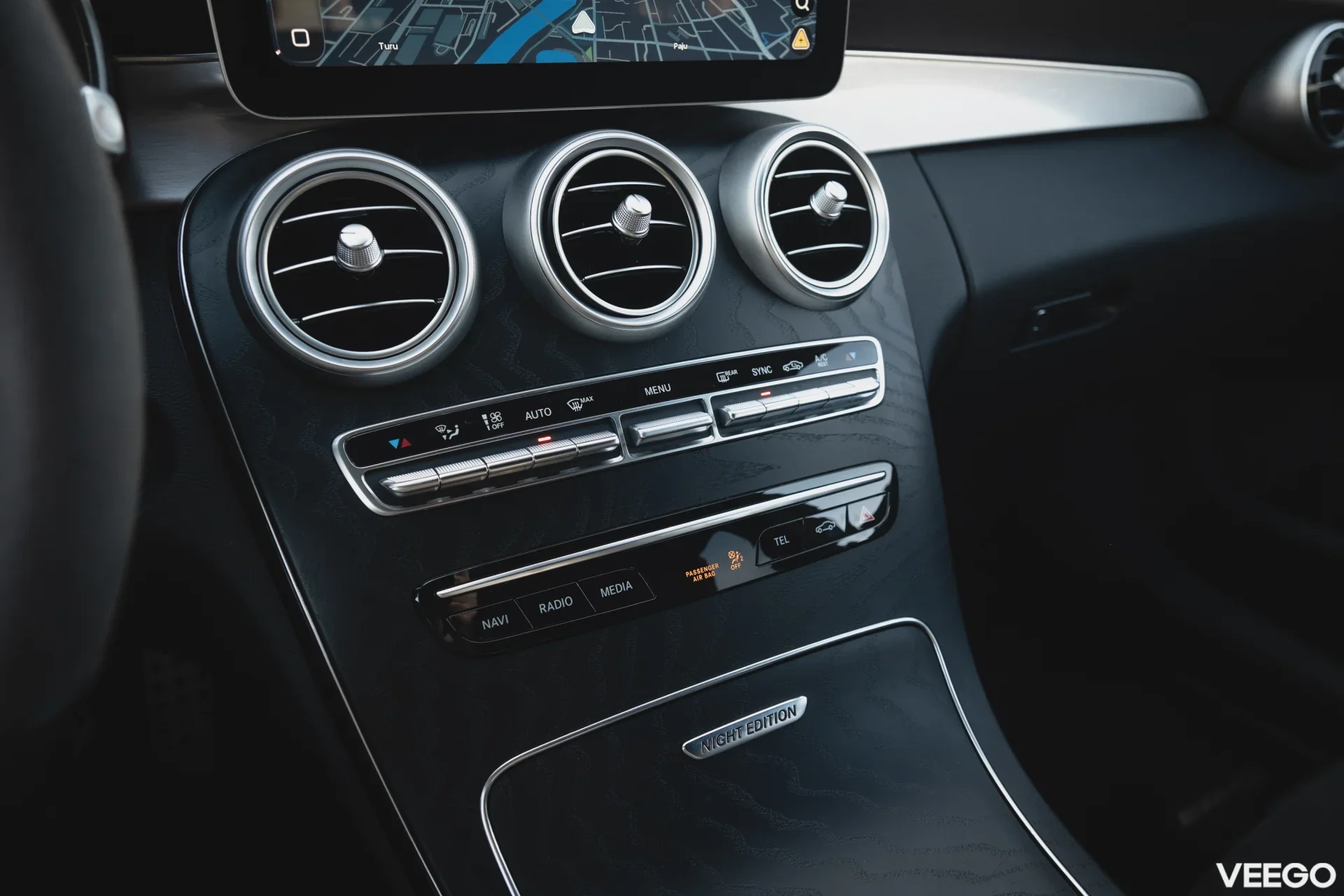 Mercedes-Benz C220 2.0 143kW