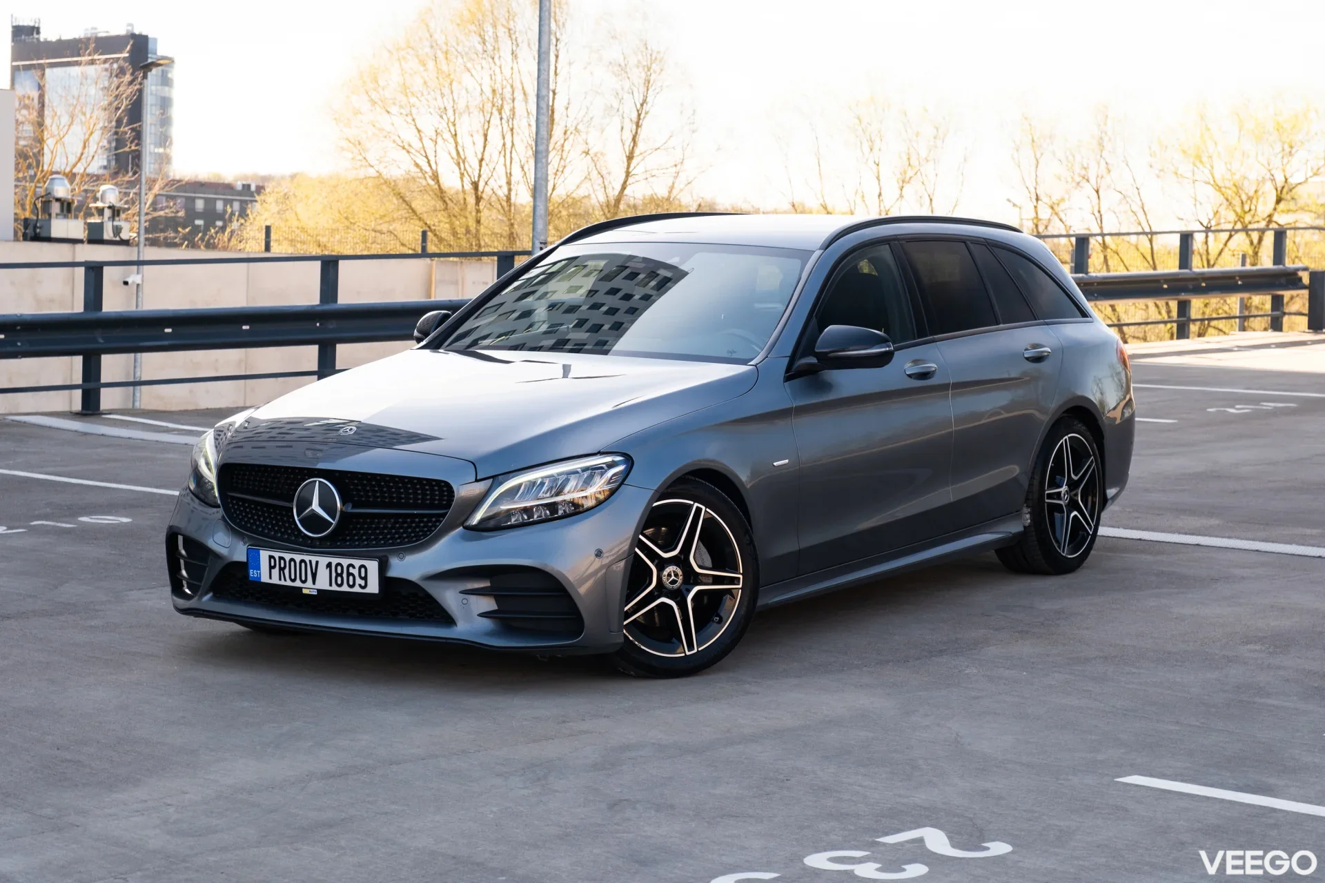 Mercedes-Benz C220 2.0 143kW