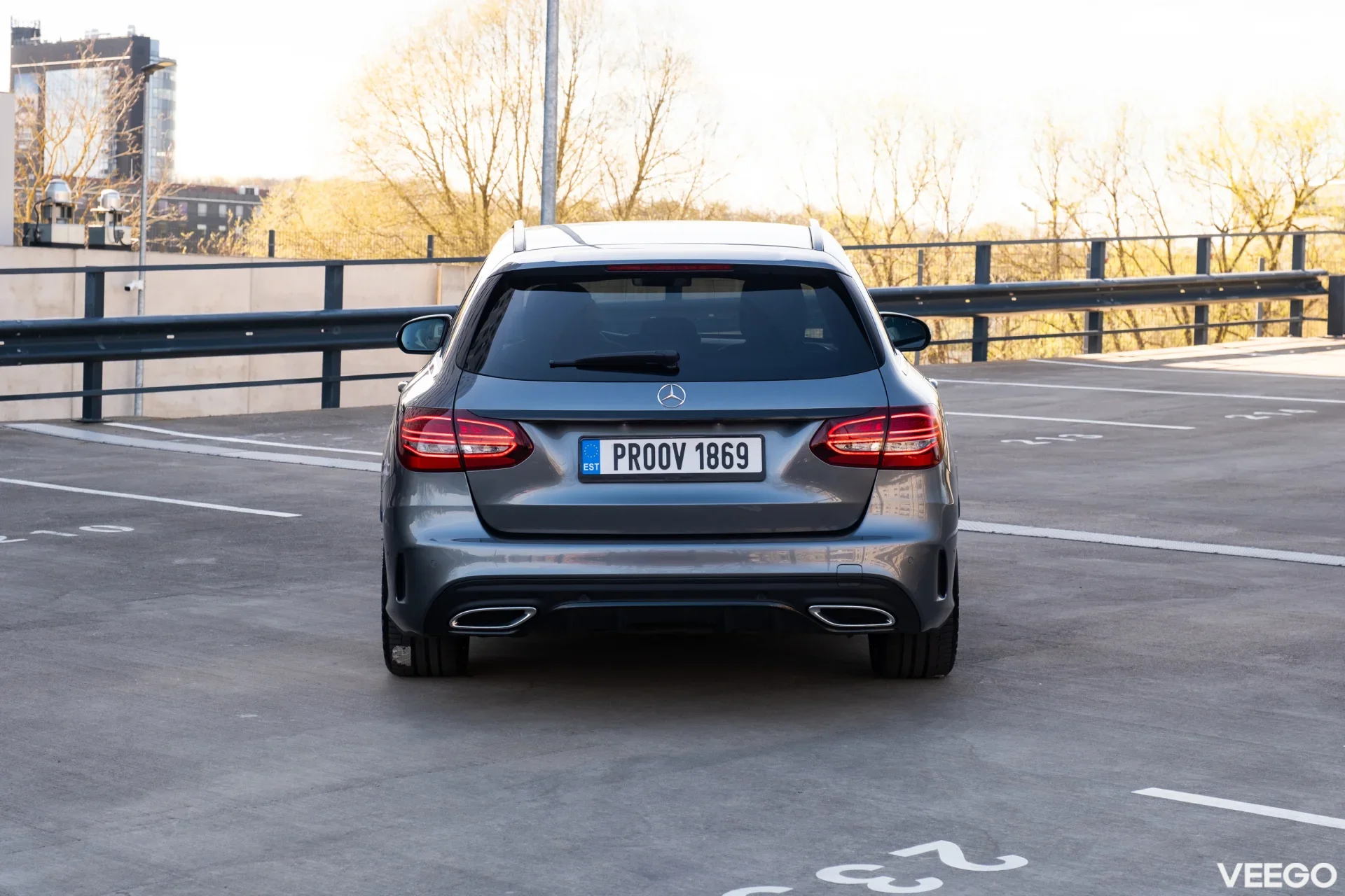 Mercedes-Benz C220 2.0 143kW