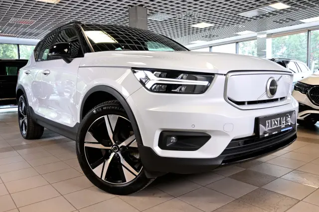 Image of Volvo XC40 AWD P8 PURE R-DESIGN INTELLI SAFE 300kW