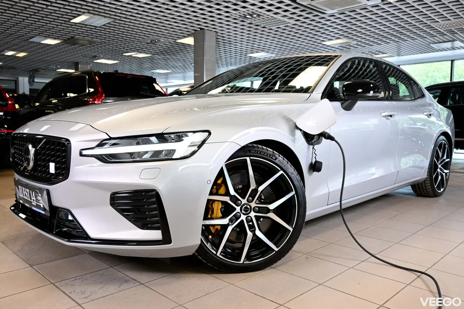 Volvo S60 POLESTAR AWD ÖHLINS B&W XENIUM INTELLI FULL 335kW