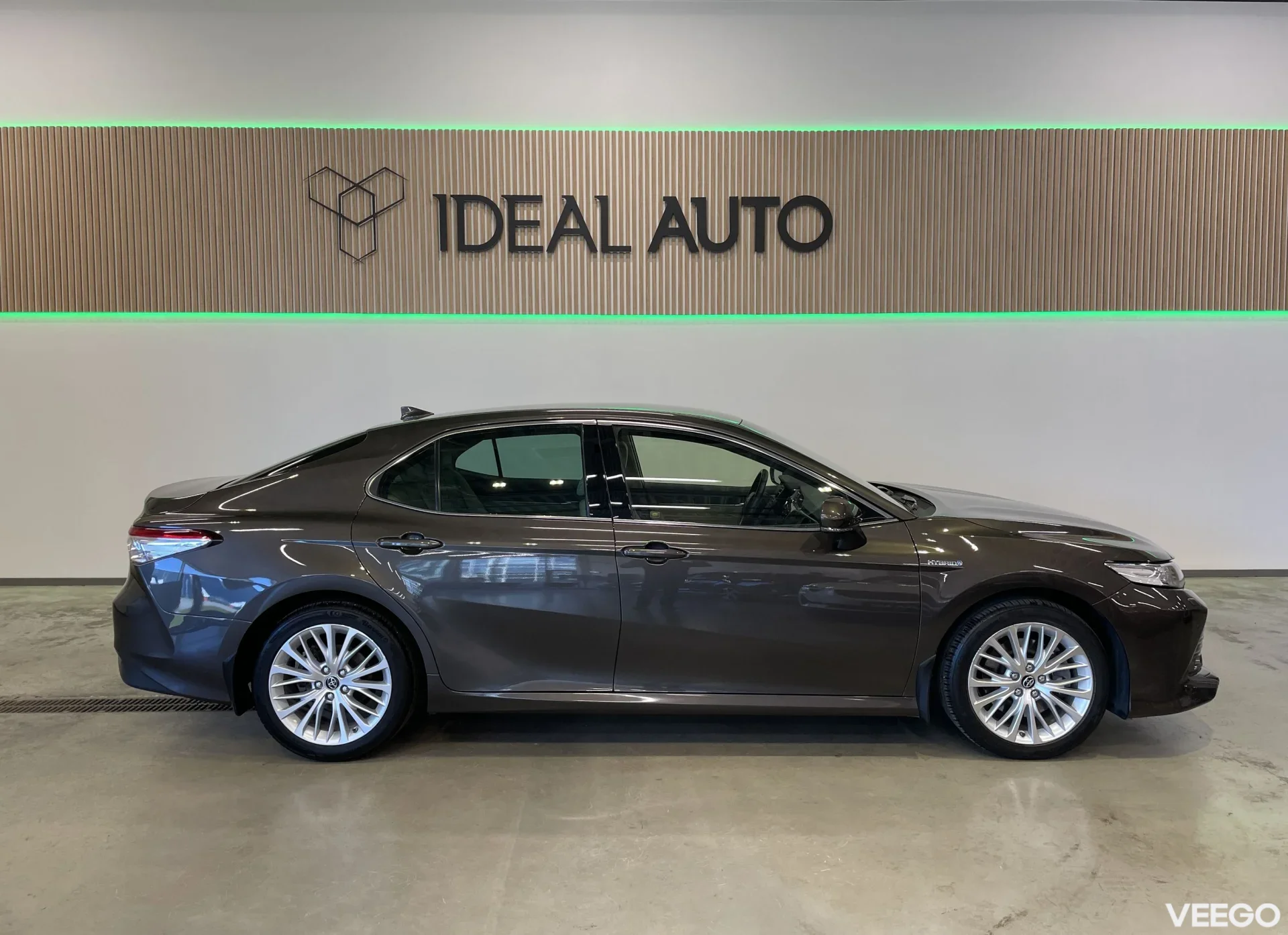 Toyota Camry Executive 2.5 131kW