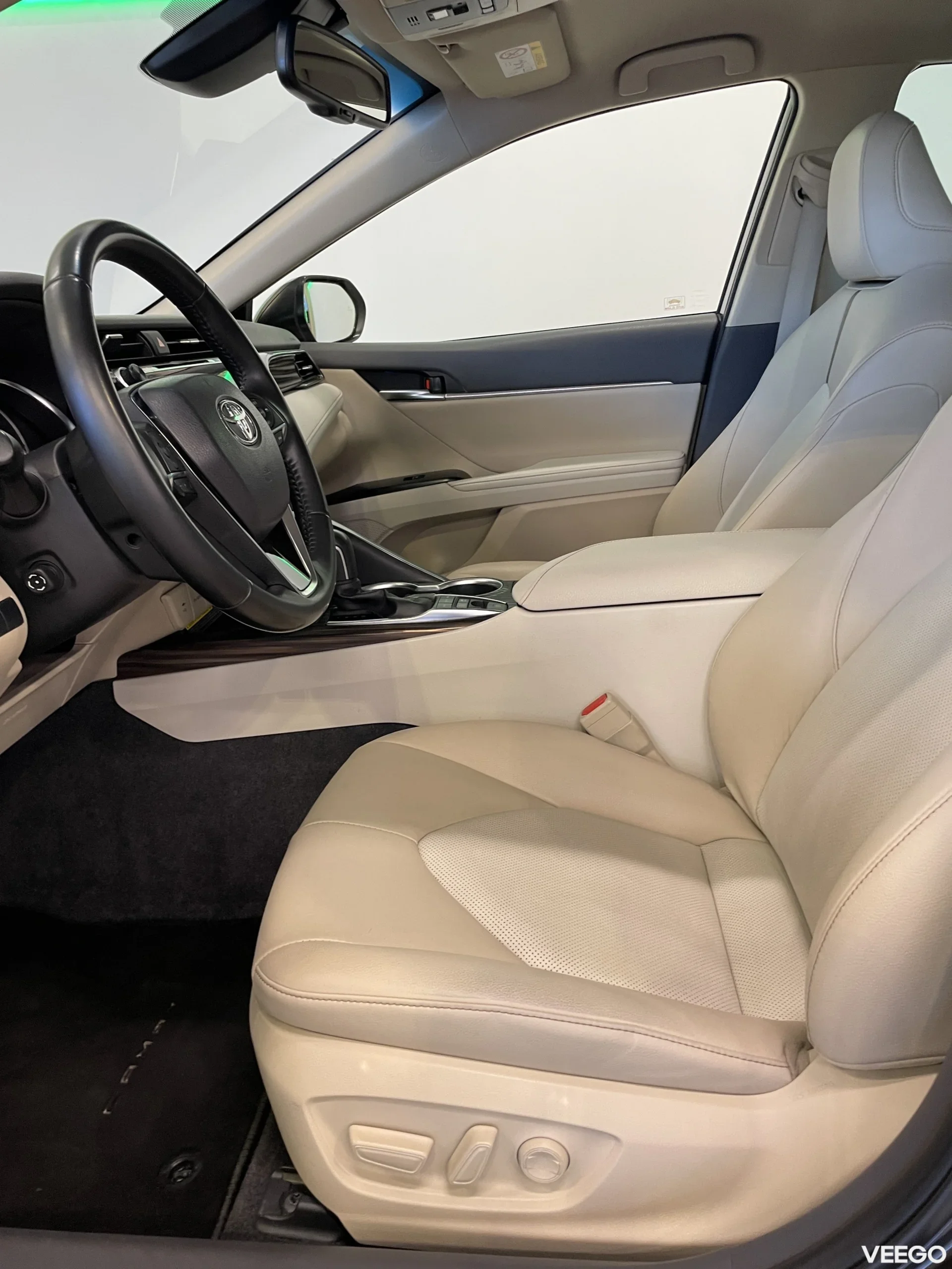 Toyota Camry Executive 2.5 131kW