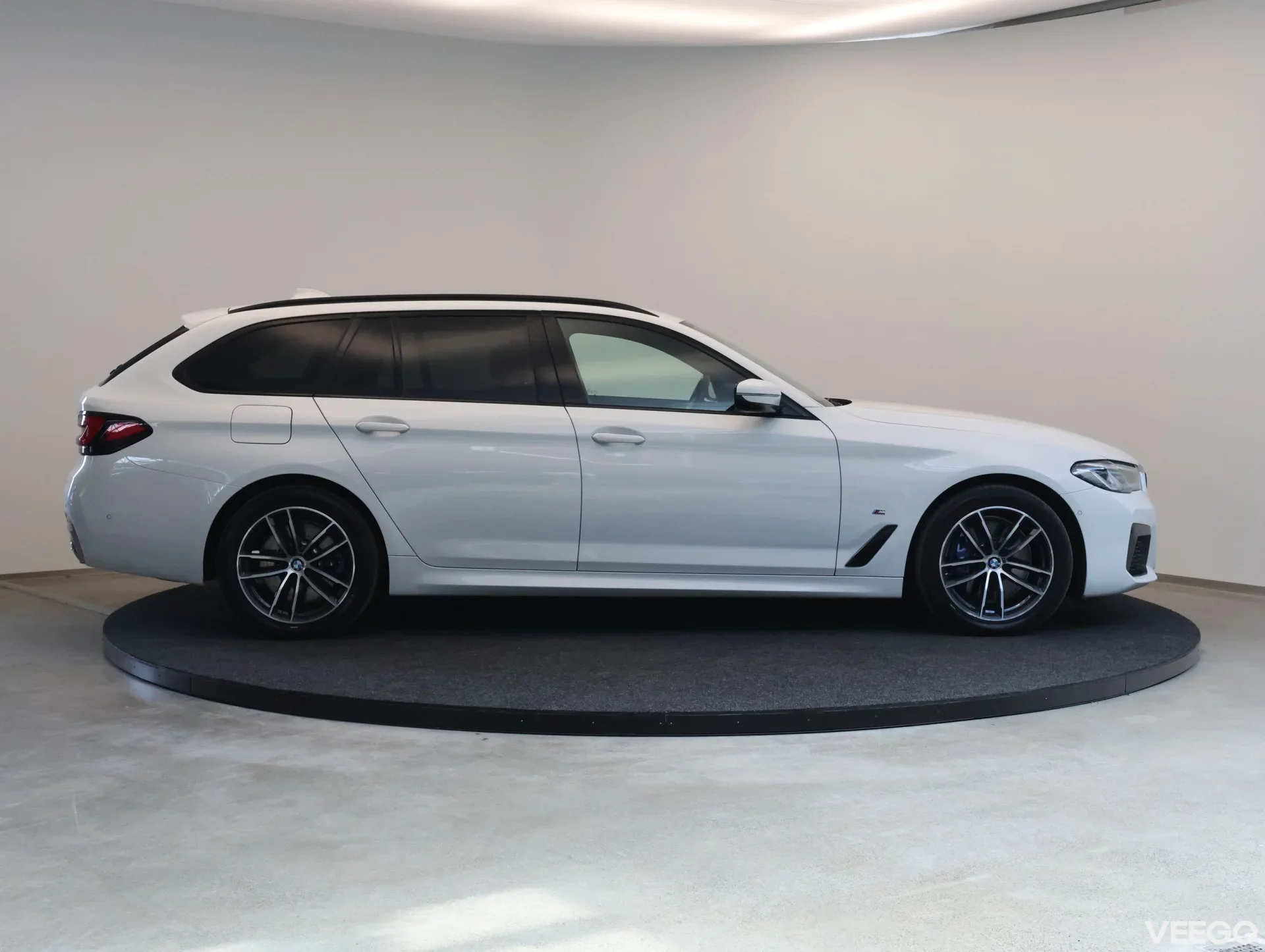 BMW 530 X-Drive M-Sportpakett 2 215kW