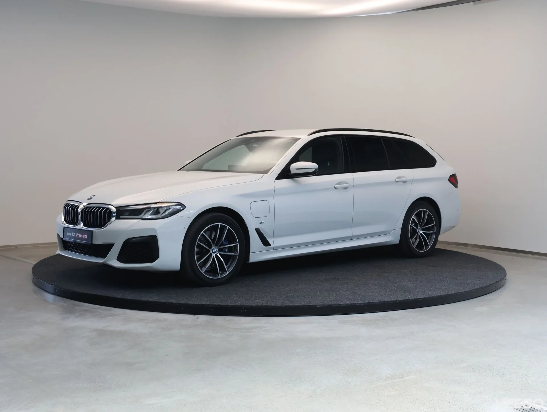 BMW 530 X-Drive M-Sportpakett 2 215kW