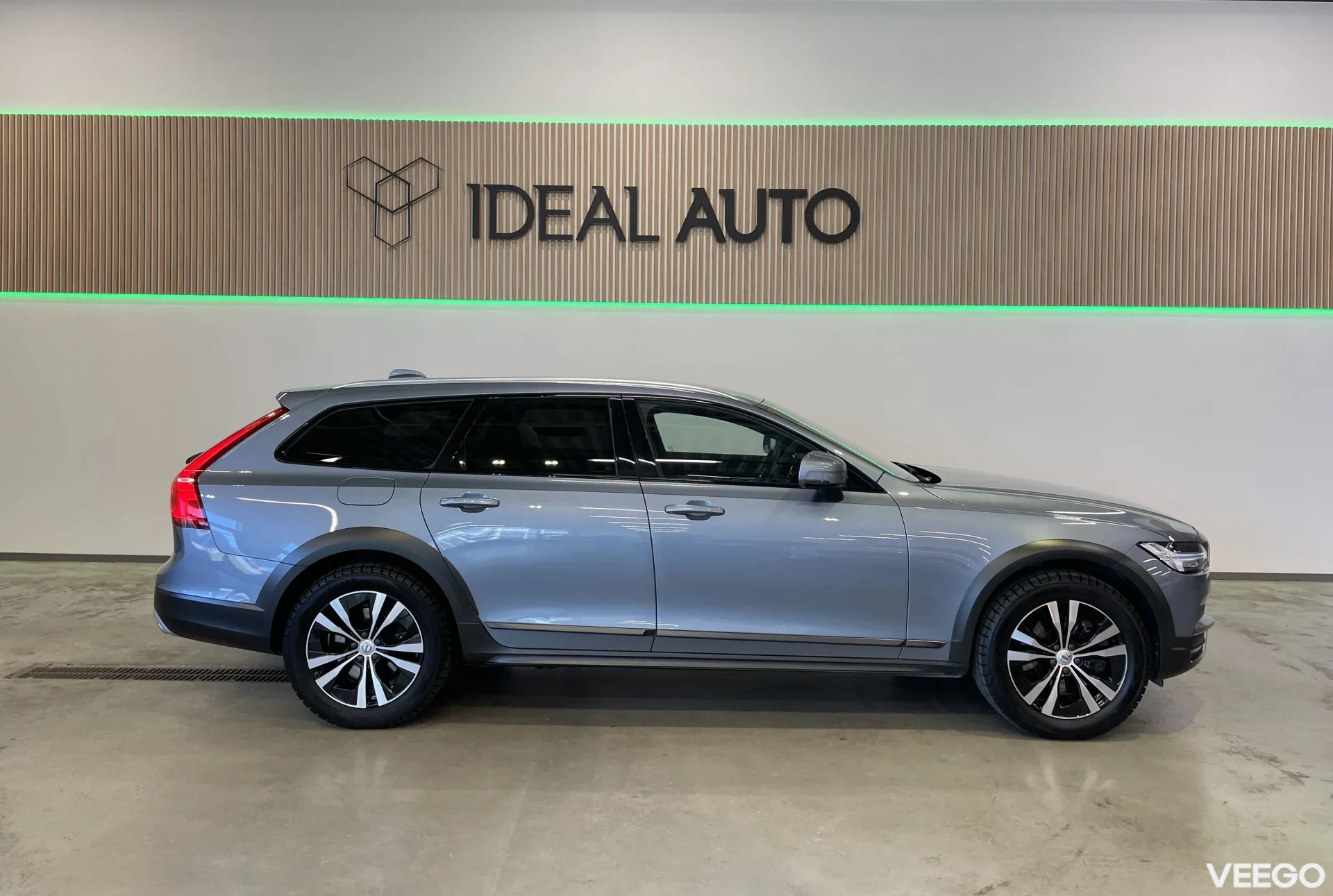 Volvo V90 Cross Country - 2 184kW