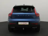 Volvo XC40 2 140kW thumbnail