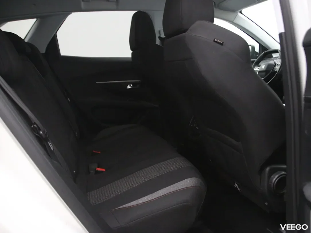 Peugeot 3008 1.2 96kW