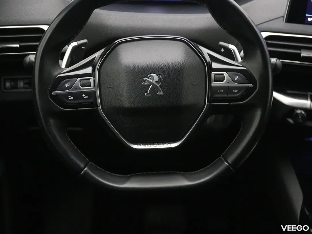 Peugeot 3008 1.2 96kW