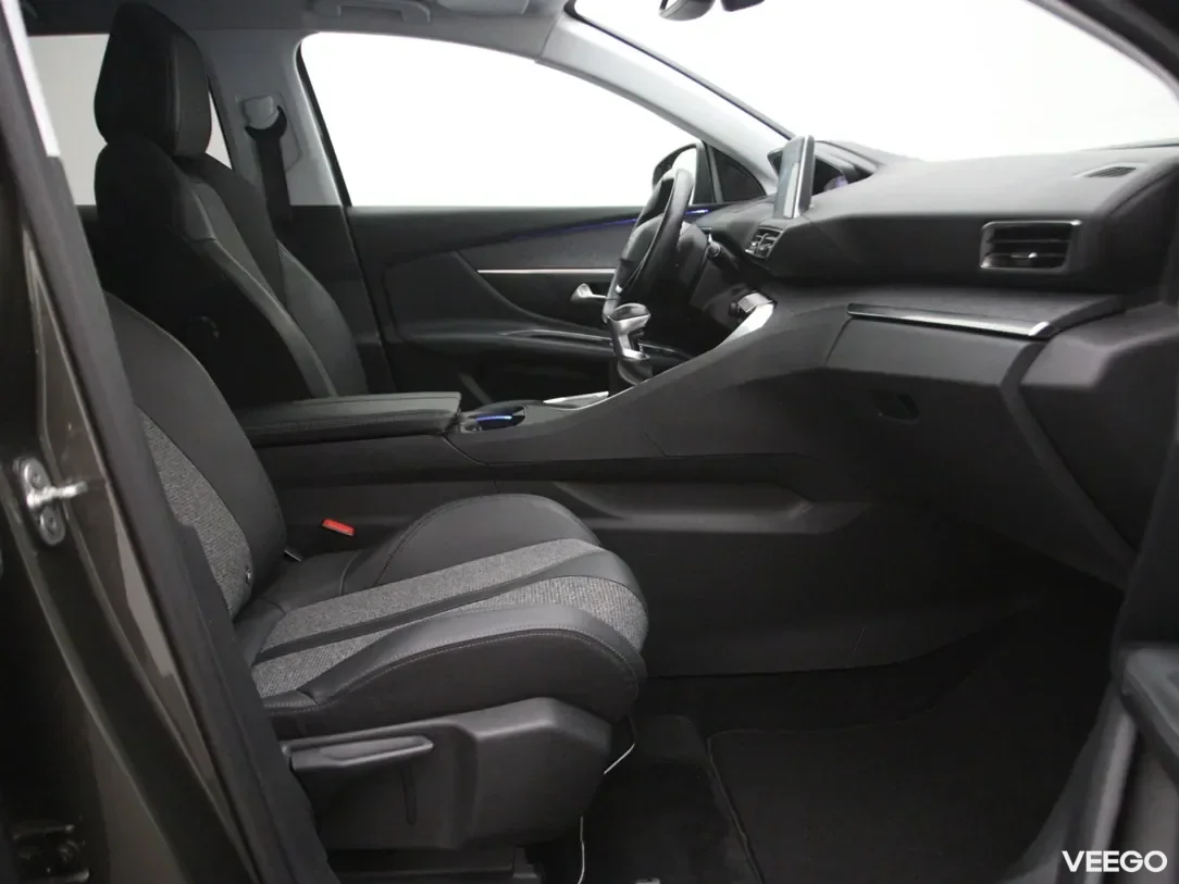 Peugeot 3008 1.2 96kW