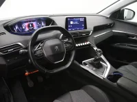Peugeot 3008 1.2 96kW thumbnail