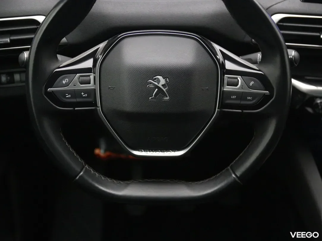 Peugeot 3008 1.2 96kW