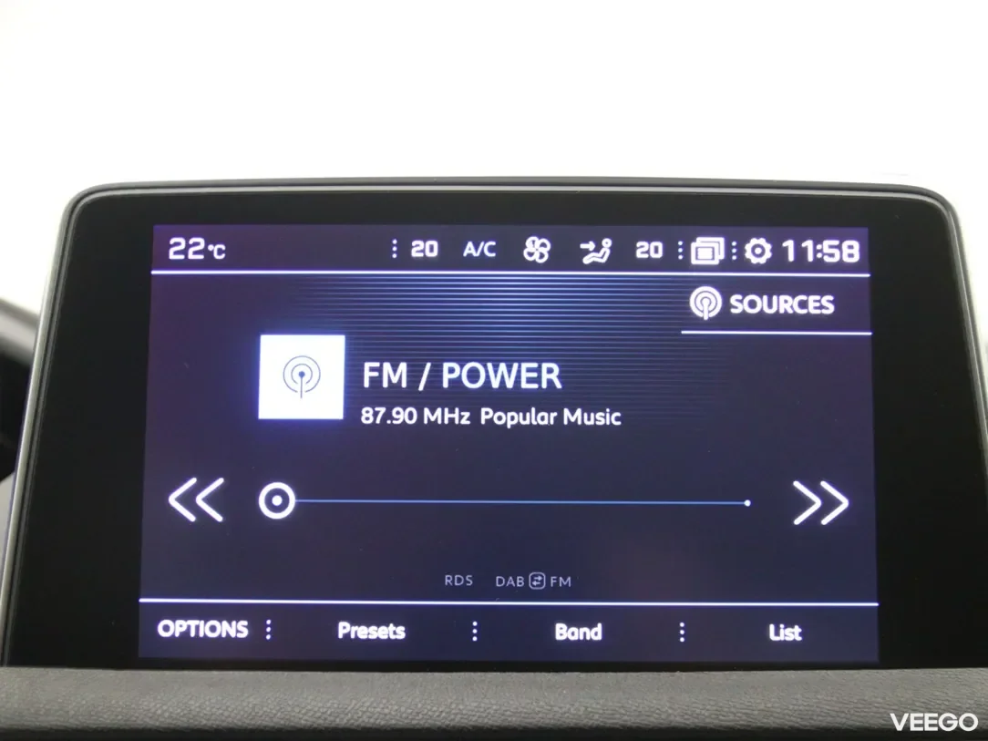 Peugeot 3008 1.2 96kW