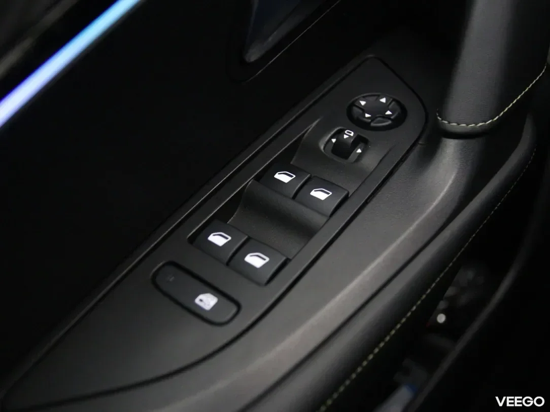 Peugeot 2008 1.2 96kW