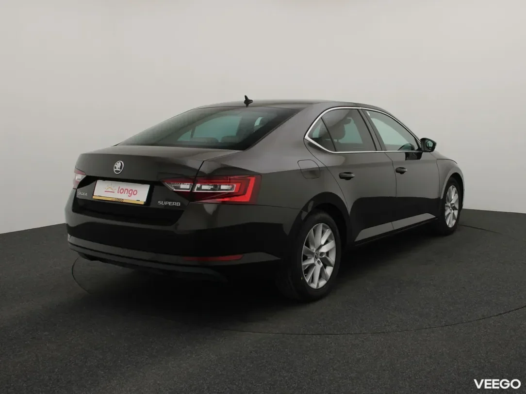 Skoda Superb 1.6 88kW