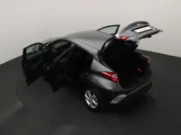 Toyota C-HR 1.8 90kW thumbnail