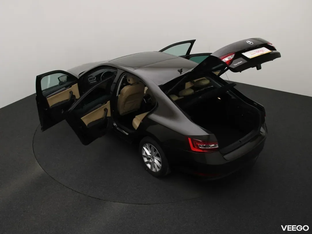 Skoda Superb 1.6 88kW