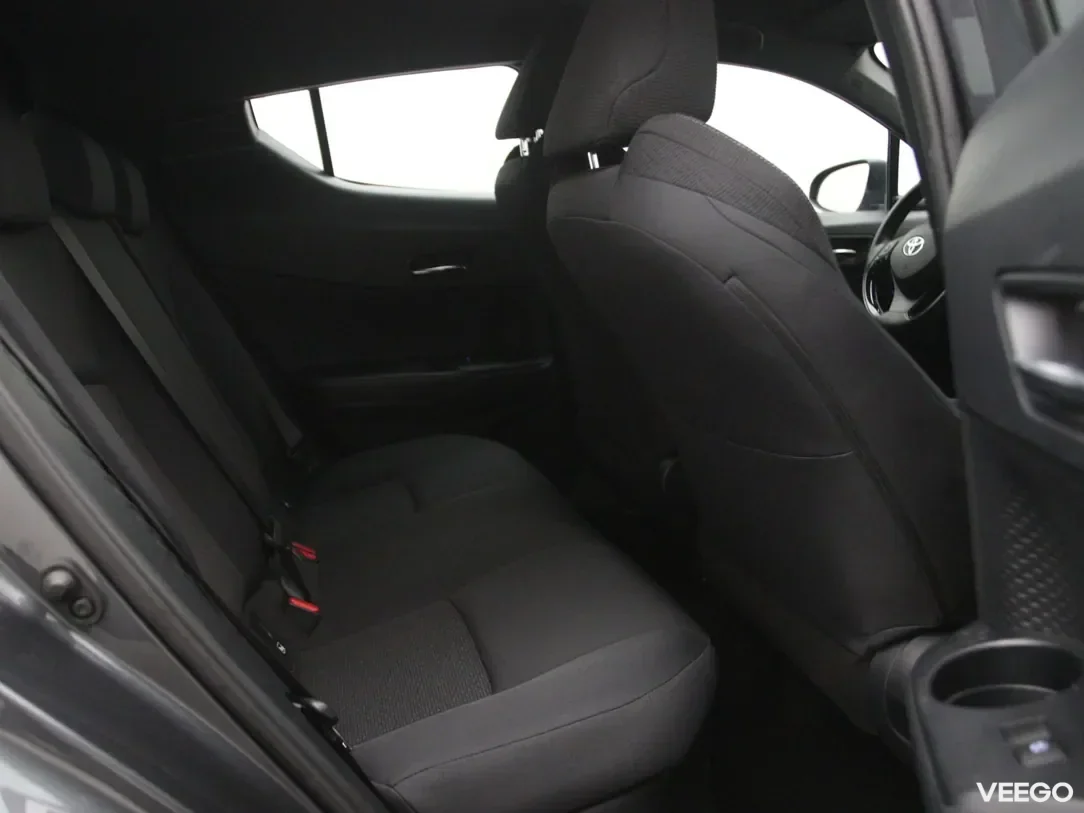 Toyota C-HR 1.8 90kW