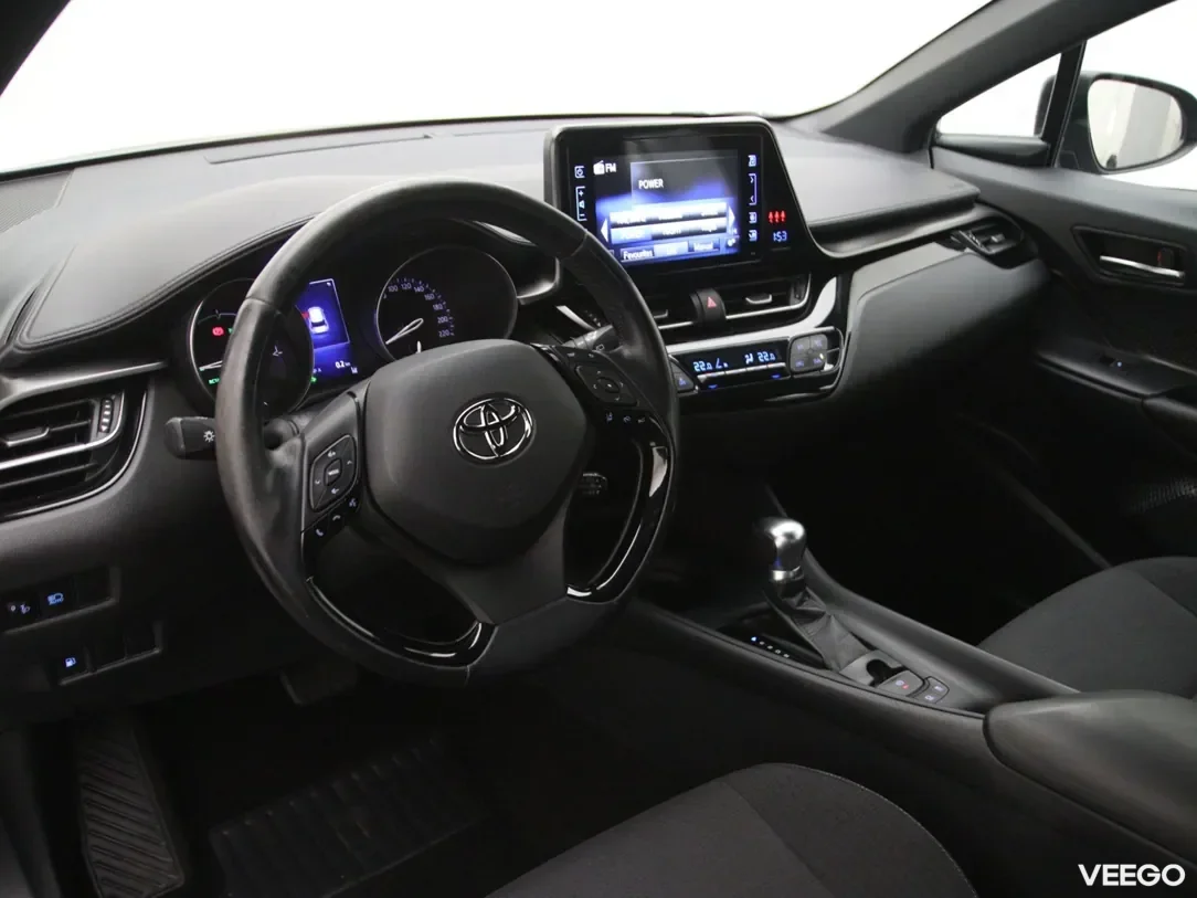 Toyota C-HR 1.8 90kW