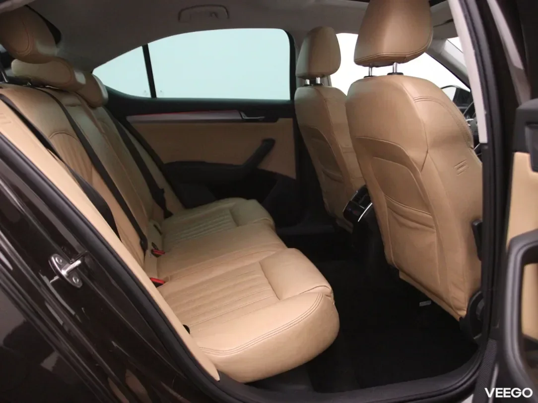 Skoda Superb 1.6 88kW