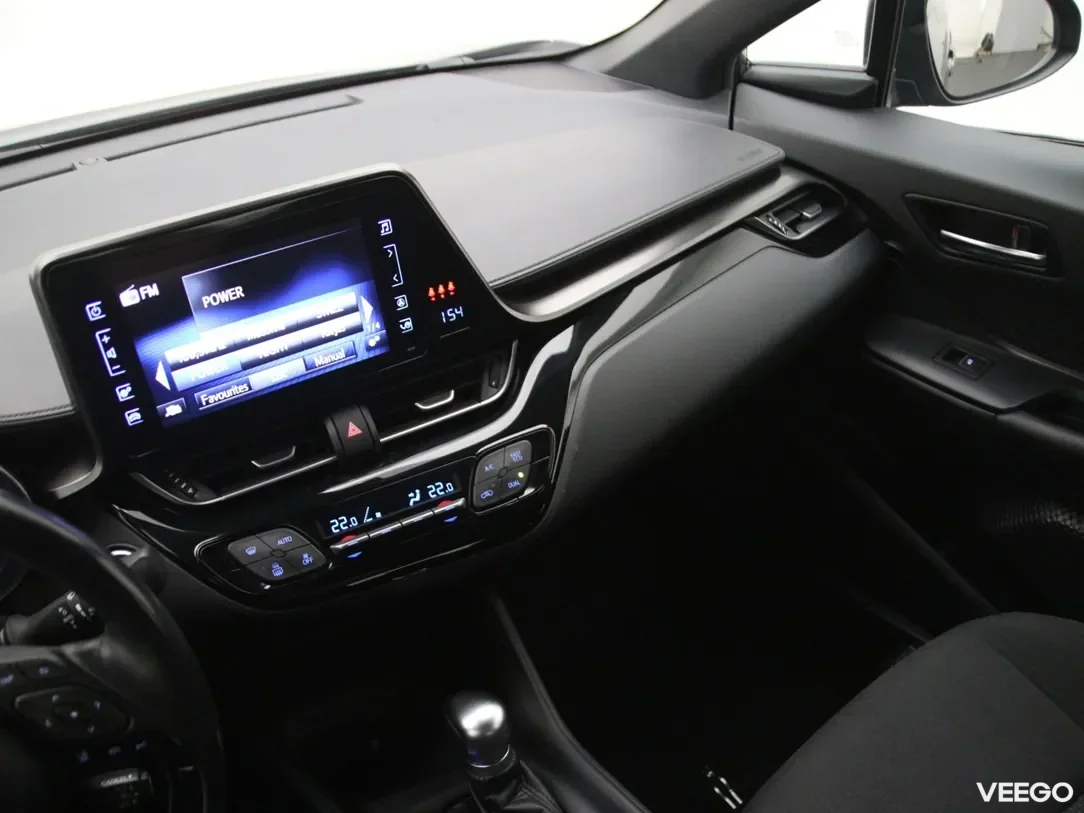 Toyota C-HR 1.8 90kW