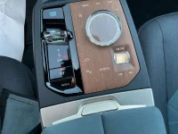 BMW iX 0.0 240kW thumbnail
